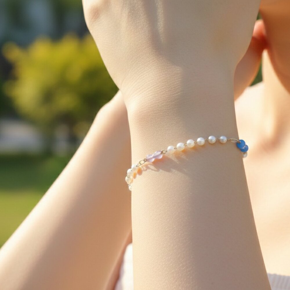 "Trendy Handmade Bracelet – A Stylish Gift for Women & Girls, MAR091671